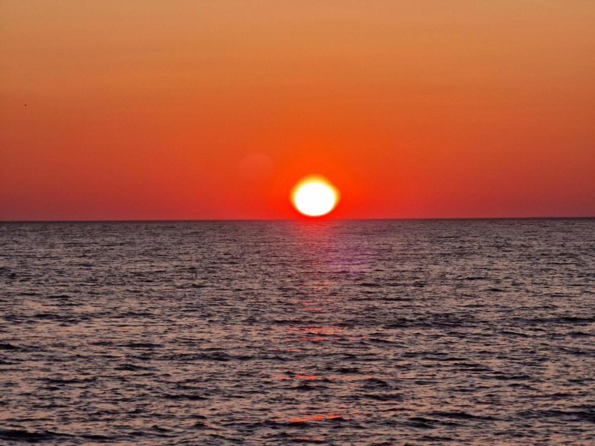 5 Meters From The Sea With Private Beach - 70M2 Colibri Sunset Apartments Sveti Petar  Kültér fotó