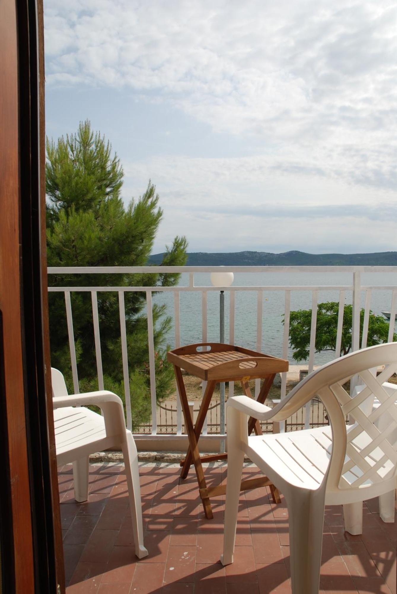 5 Meters From The Sea With Private Beach - 70M2 Colibri Sunset Apartments Sveti Petar  Kültér fotó